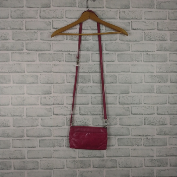 Vintage Hobo Crossbody in Pink - Picture 6 of 6